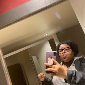 Meet your Posher, Kaila